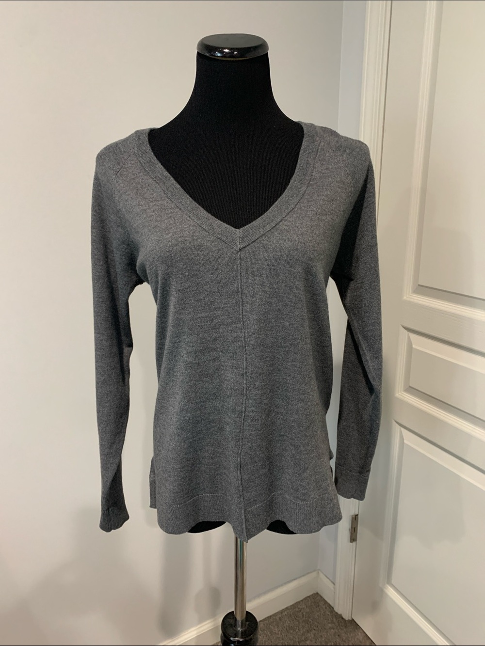 Vince Dark Gray V-Neck Lightweight Knit Sweater